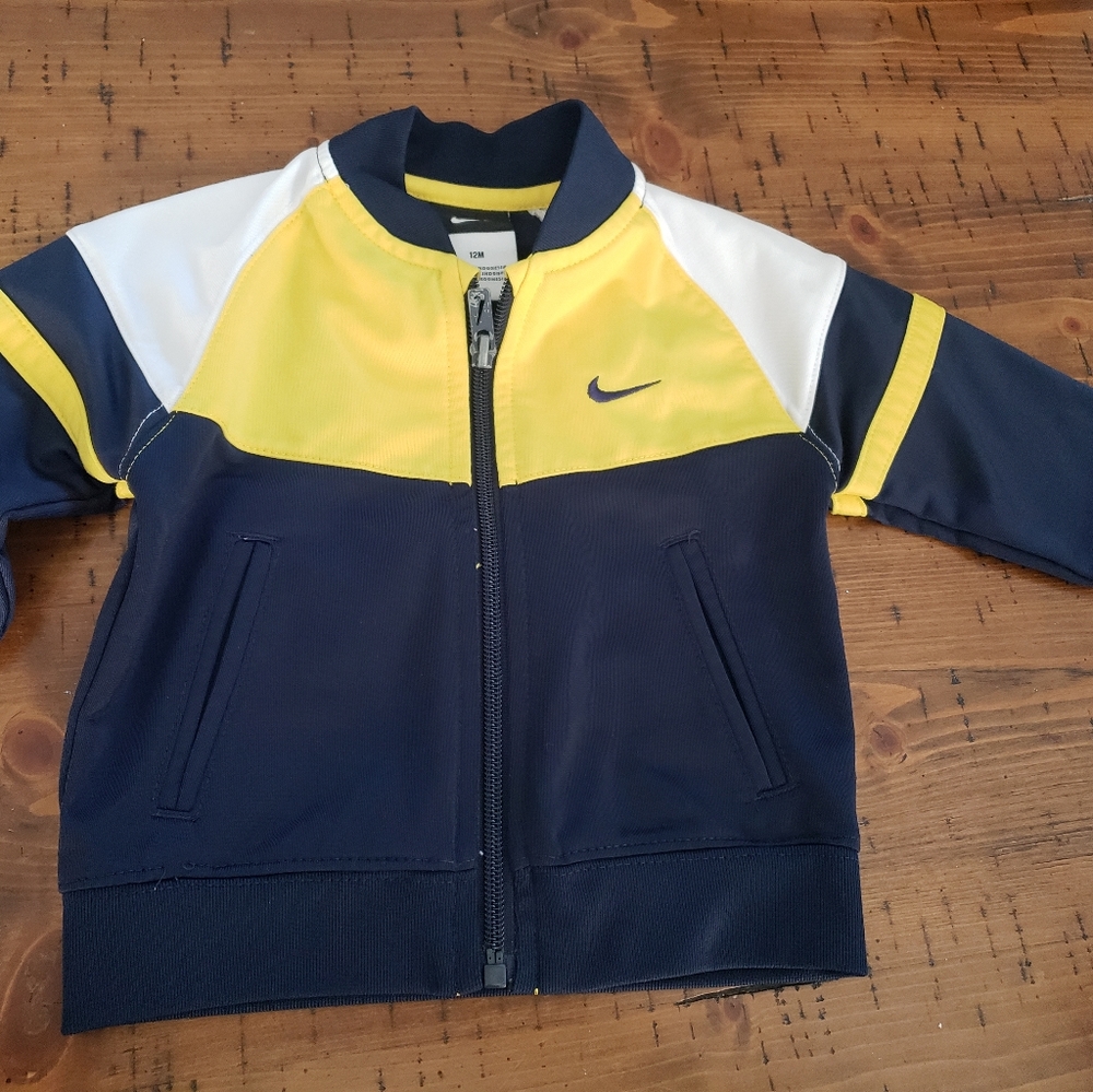 Nike jacket boys size 12months